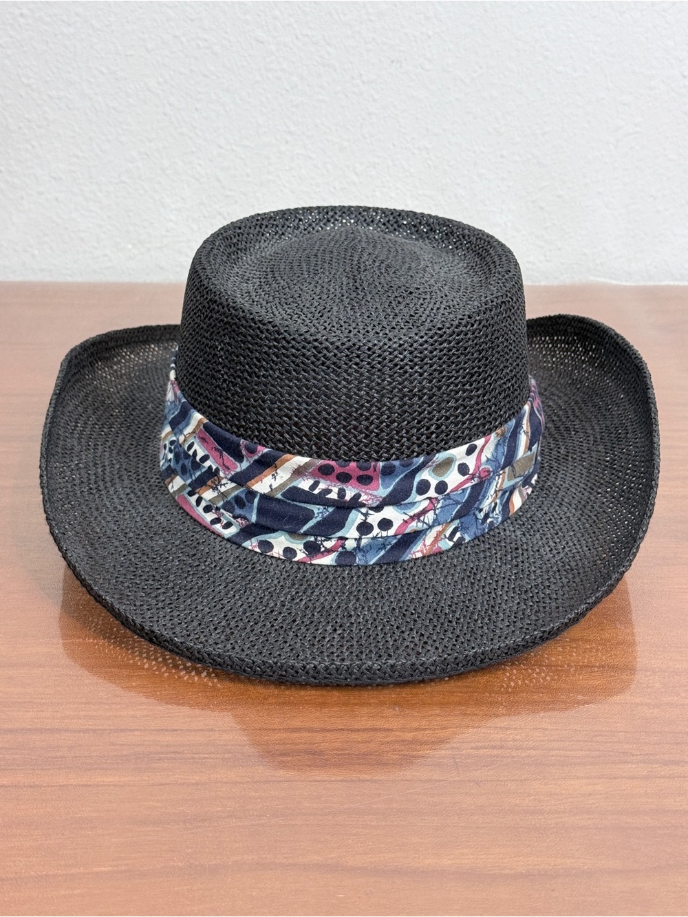 Vintage Black Structured Straw Sun Hat with Patterned Band Made in USA L